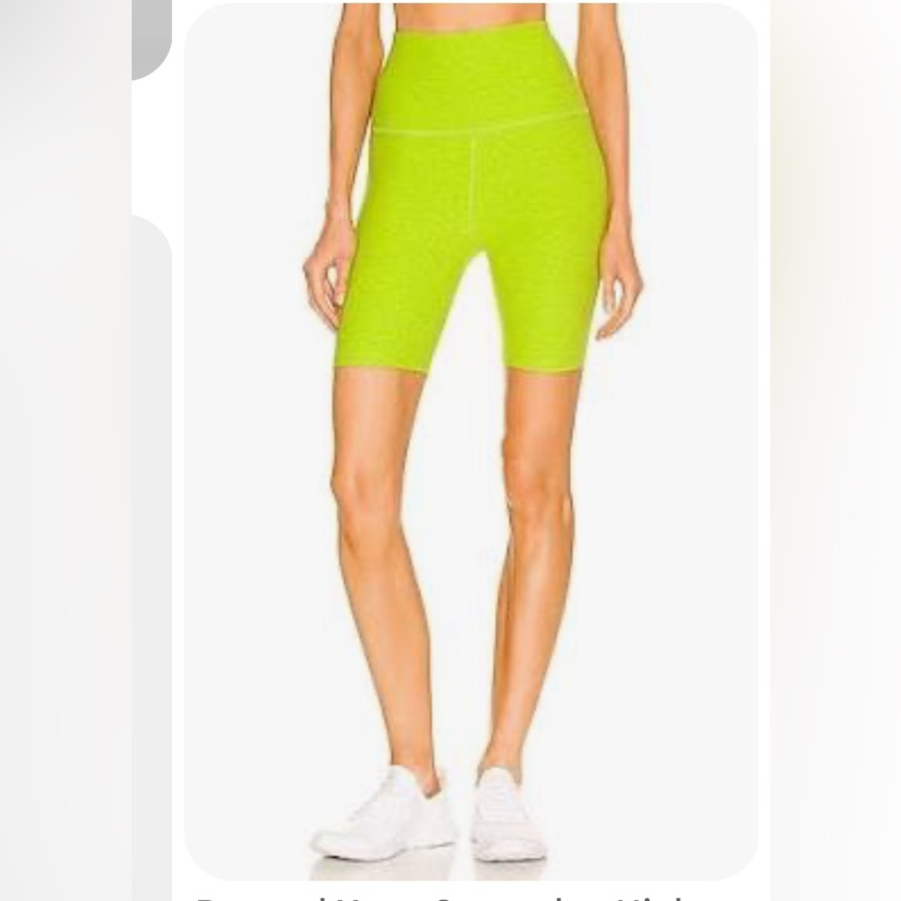 Beyond Yoga Matcha Green Women Bicycle Shorts Size S 4-6 NWOT